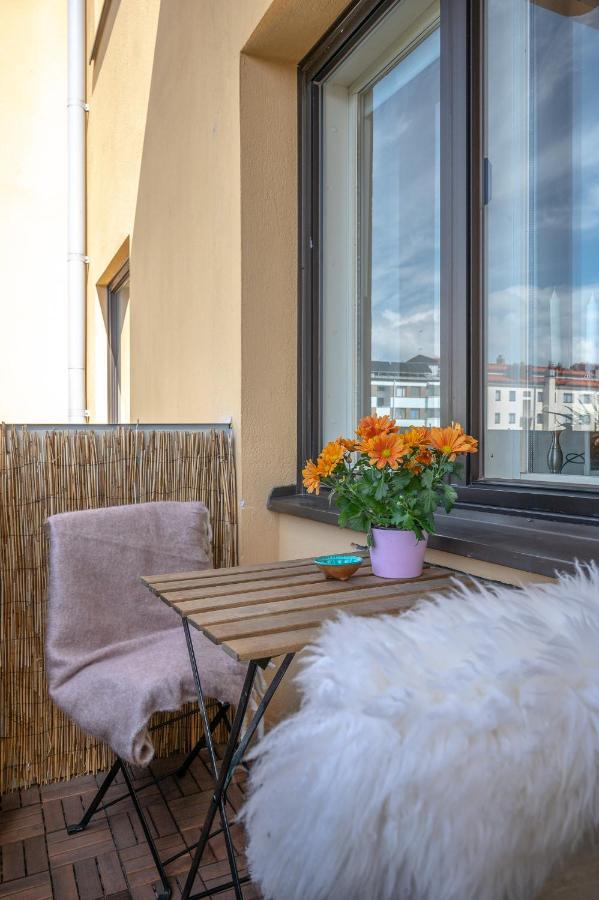 Excellent Downtown Location & City Rooftop Views Turku Buitenkant foto